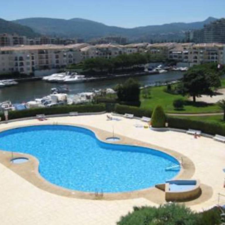 Beautiful apartment in Jean Bart air conditioning swimming pool - Apartment mit 1 Schlafzimmer - 9