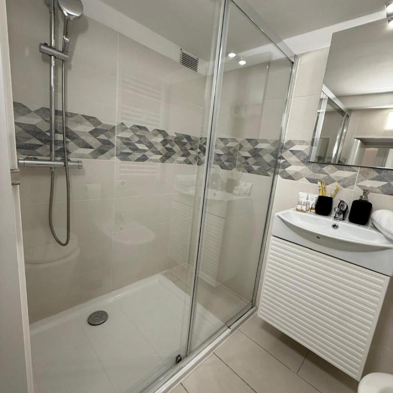 comfort loft Milano 3BR 3BA and fast Wi-Fi 15 minutes to Duomo - Appartamento con 3 Camere da Letto - 19