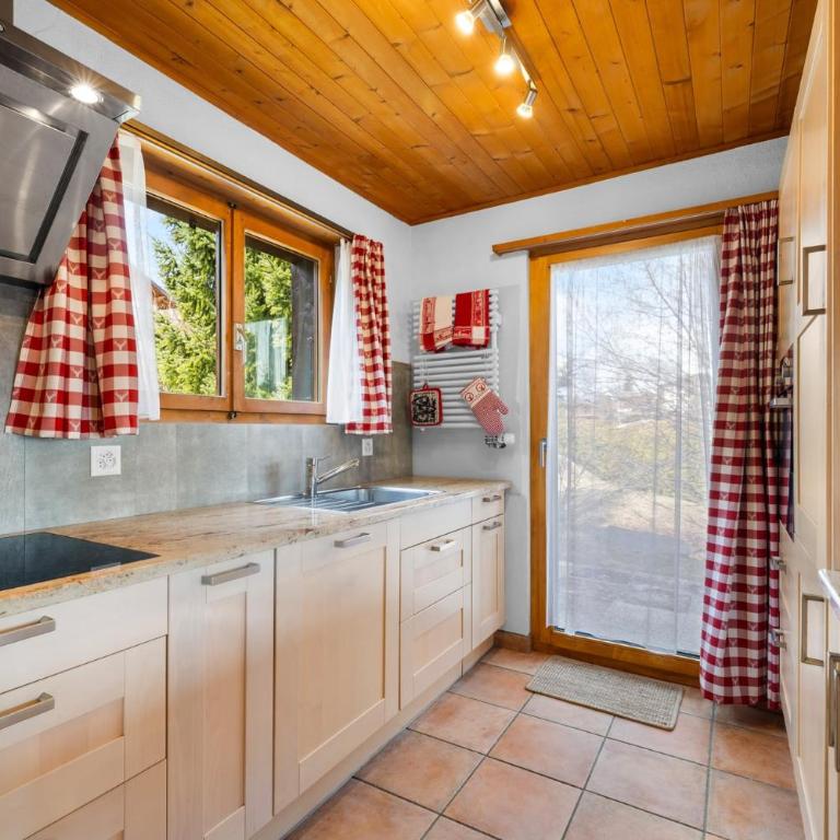 Pomme de Pin - authentique et spacieux - Chalet - 4