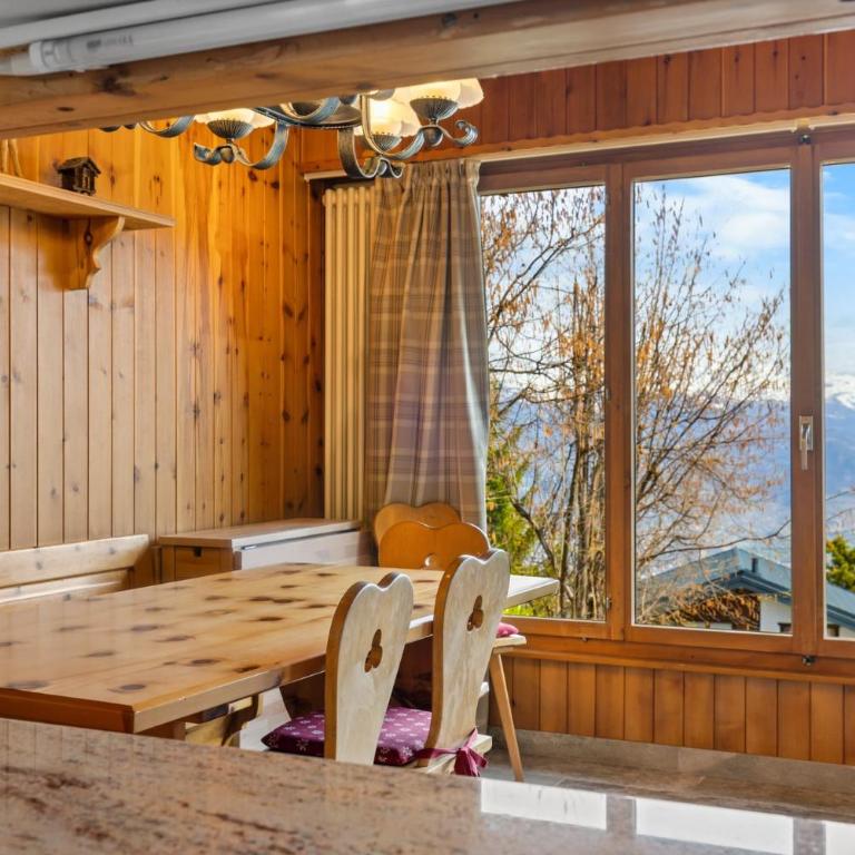 Pomme de Pin - authentique et spacieux - Chalet - 9