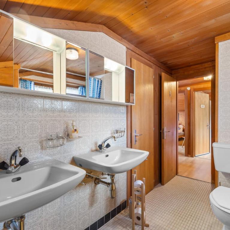 Pomme de Pin - authentique et spacieux - Chalet - 20