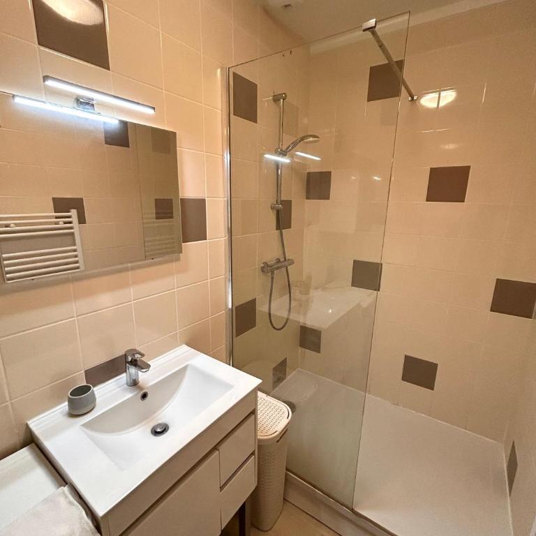 Le Millésime Gilbert Duplex Calme - Apartment - 5