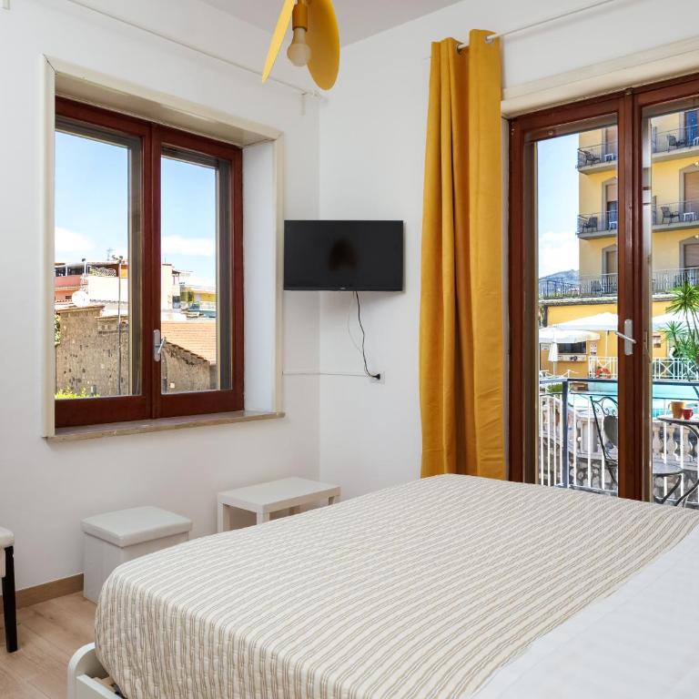 Marano Apartment - Bright 3 Bedrooms in the Center - Three-Bedroom Apartment - 35