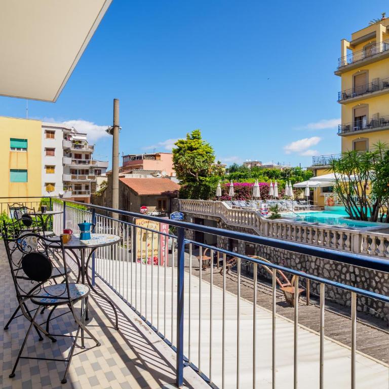 Marano Apartment - Bright 3 Bedrooms in the Center - Three-Bedroom Apartment - 38