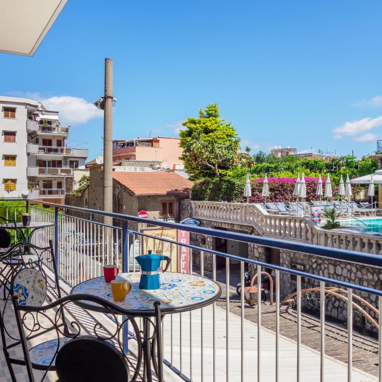 Marano Apartment - Bright 3 Bedrooms in the Center - Three-Bedroom Apartment - 7