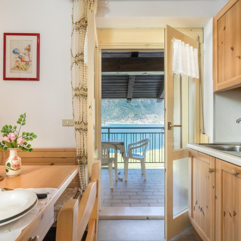 Recidence EMILIO - Apartment mit 1 Schlafzimmer und Seeblick - 6