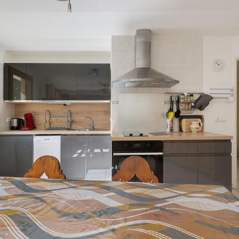 Bel appartement au calme - Appartement 1 Chambre Supérieur avec Balcon - 11