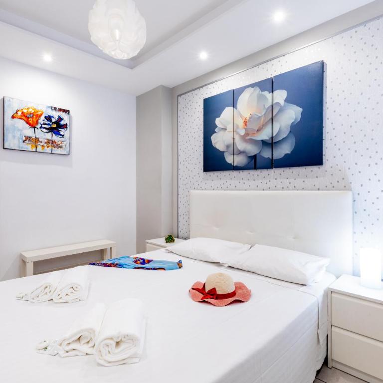 Playa Honda 311, heart of Las Americas, pool view - One-Bedroom Apartment with Balcony - 2