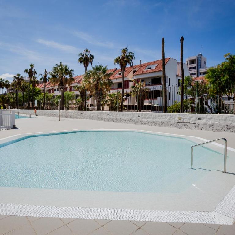 Playa Honda 311, heart of Las Americas, pool view - One-Bedroom Apartment with Balcony - 22