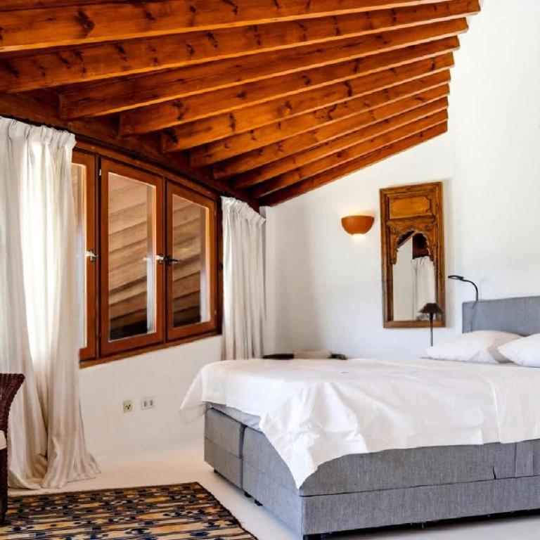 A unique architectural villa - Villa - 12
