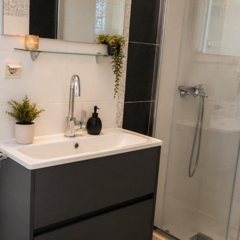 Apartman Taraca Villa Knezevic - Apartman sa Pogledom na Vrt - 12