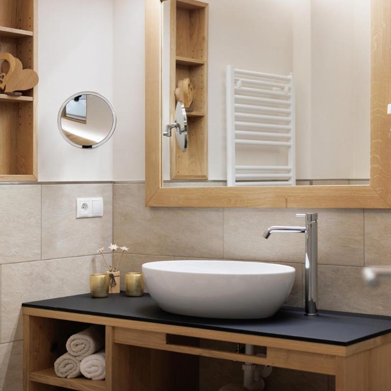 Apartments Weissbrunn - Superior One-Bedroom Apartment with Balcony - 21