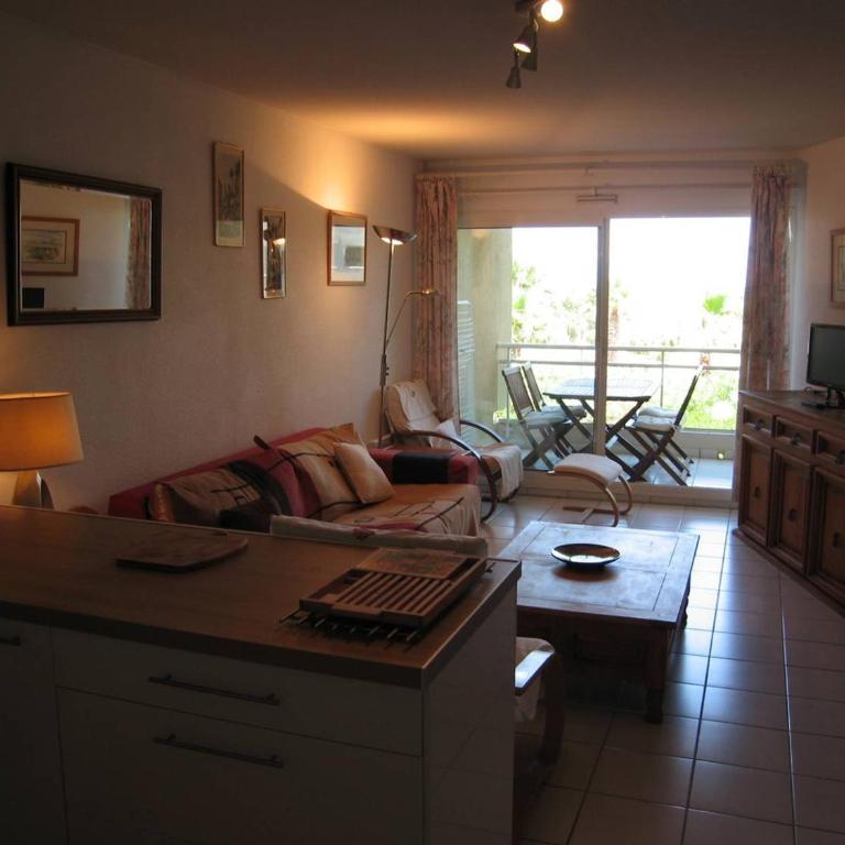 T3 avec piscine, parking, animaux admis, Saint-Cyprien - FR-1-106-52 - Apartamento - 4