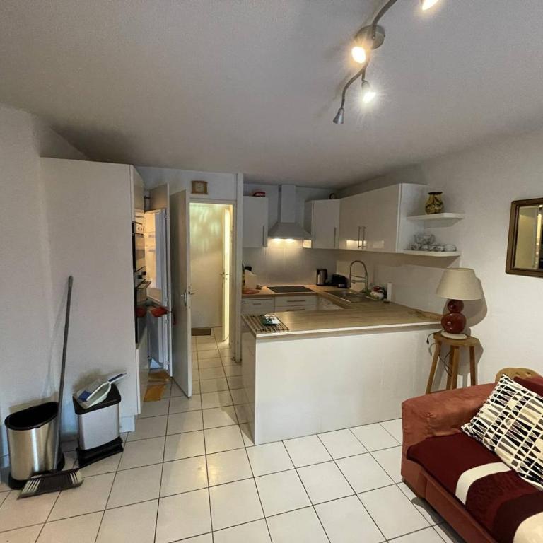 T3 avec piscine, parking, animaux admis, Saint-Cyprien - FR-1-106-52 - Apartamento - 8
