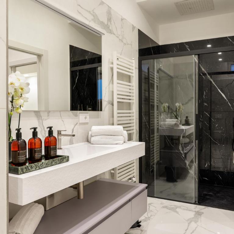 Royal Duomo Residence by Aura Luxury Collection - Appartamento con 3 Camere da Letto e Vista Lago - 41