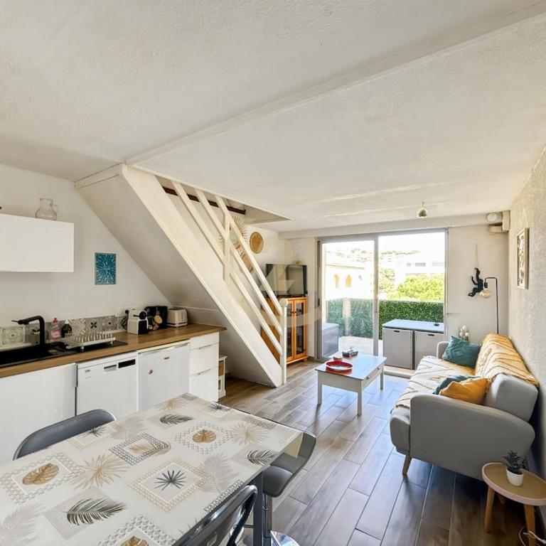 Duplex moderne proche plage, port et centre-ville - Apartment mit 2 Schlafzimmern - 7