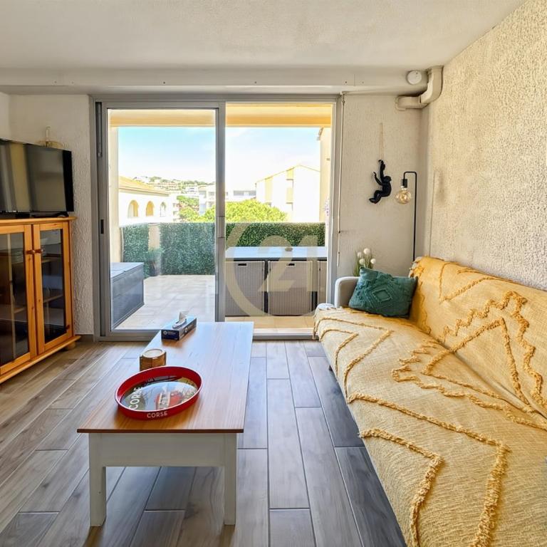 Duplex moderne proche plage, port et centre-ville - Apartment mit 2 Schlafzimmern - 9