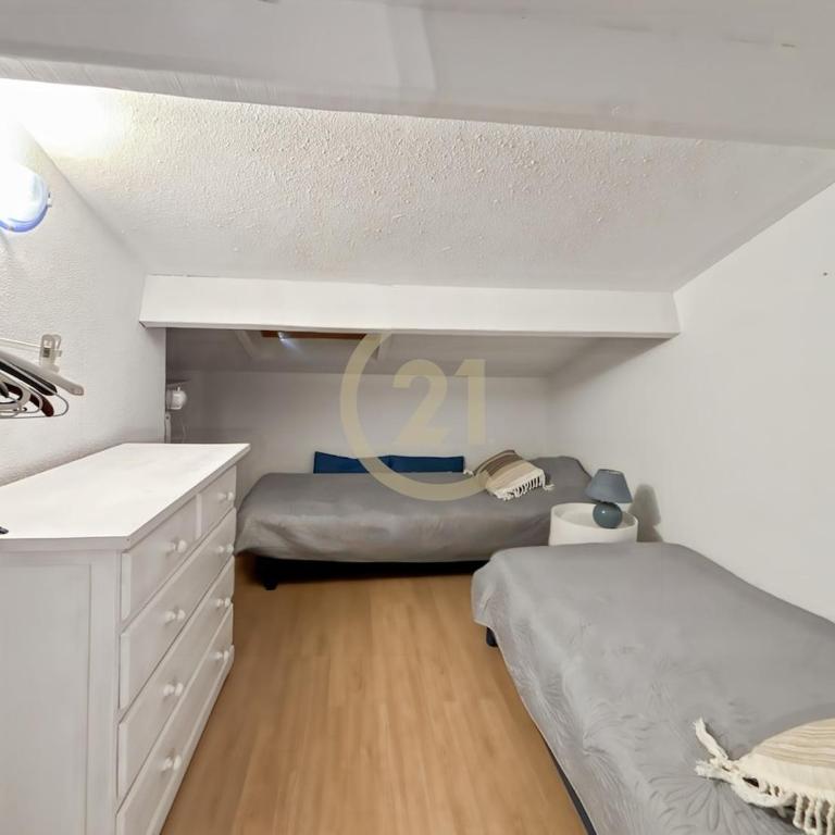 Duplex moderne proche plage, port et centre-ville - Apartment mit 2 Schlafzimmern - 10