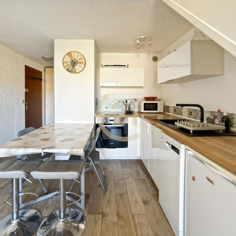 Duplex moderne proche plage, port et centre-ville - Apartment mit 2 Schlafzimmern - 13