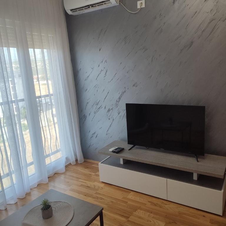Aura Residence Podgorica - Apartman sa 2 Spavaće Sobe - 9