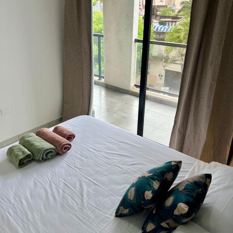 Alquiler Departamento Ameghino - One-Bedroom Apartment with Balcony and City View - 4