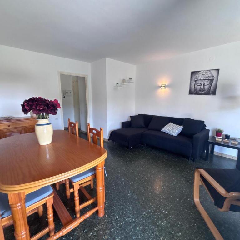 Auriga side view - Apartment with View - 2