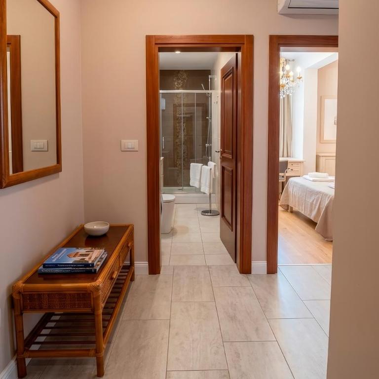 Villa Allende - Two-Bedroom Suite - 7