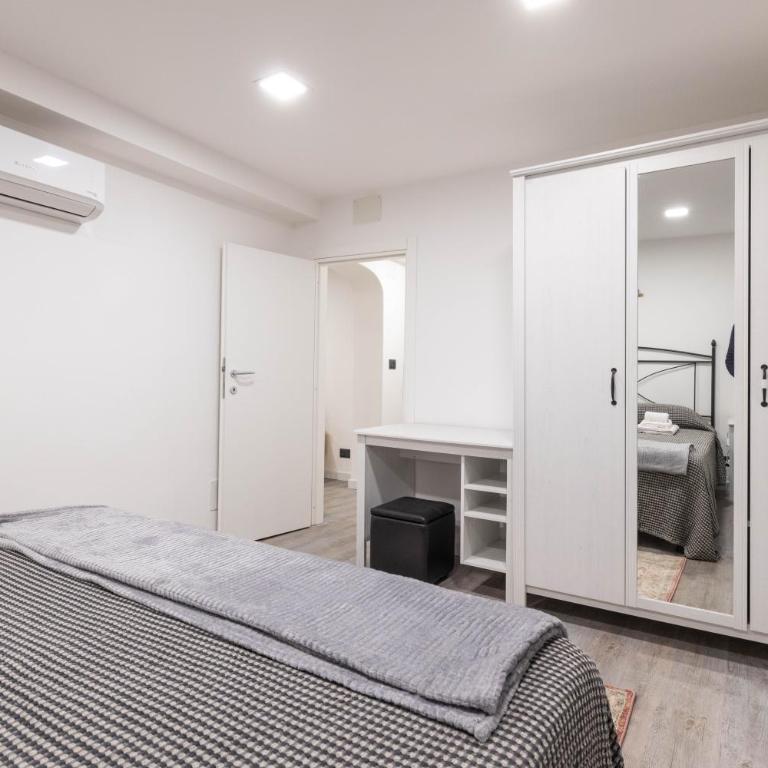 Genoa Old Town Suite Centro Storico - Appartamento con 2 Camere da Letto - 14