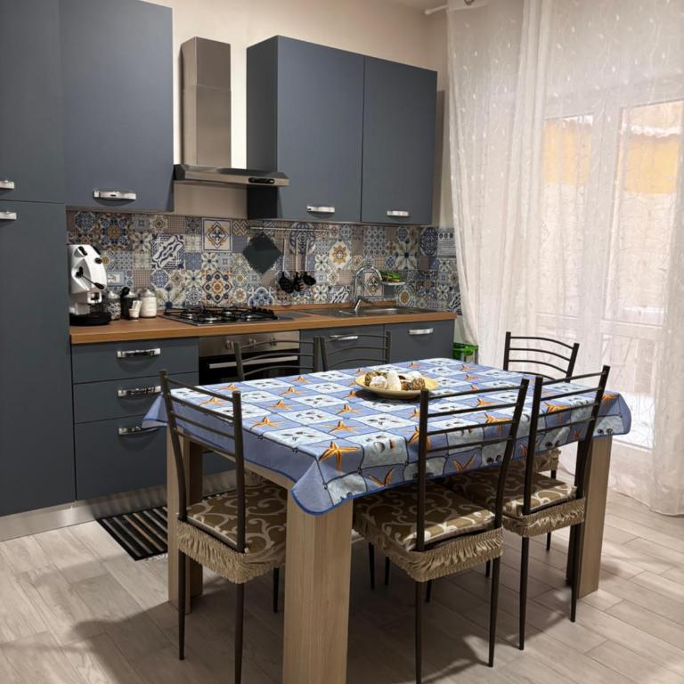 Vacanze a 2 passi dal mare - Appartamento con 2 Camere da Letto - 5
