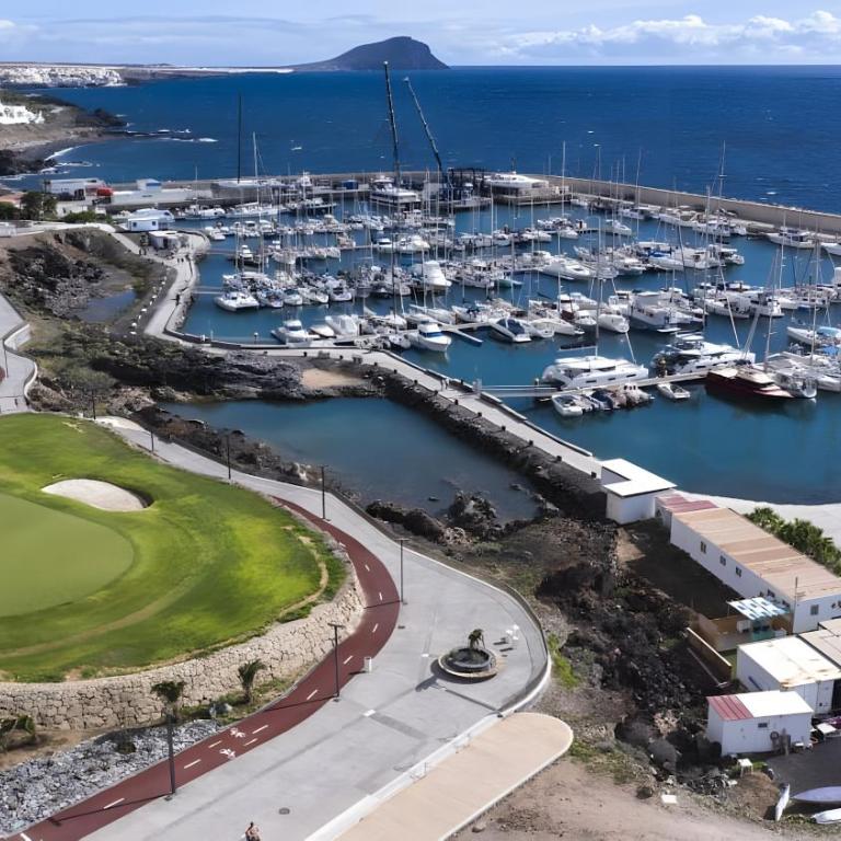 Leo Frente & Amarilla Golf - Room #1651354801 - 10