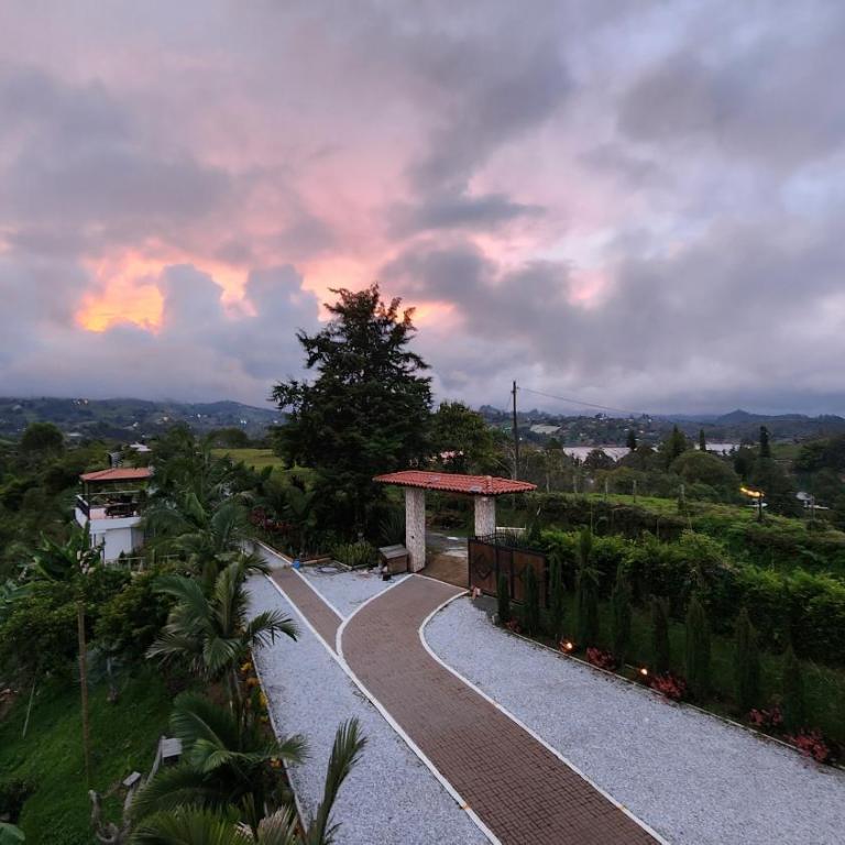 Private Villa El Peñol - Jacuzzi & Reservoir Views - Villa - 20