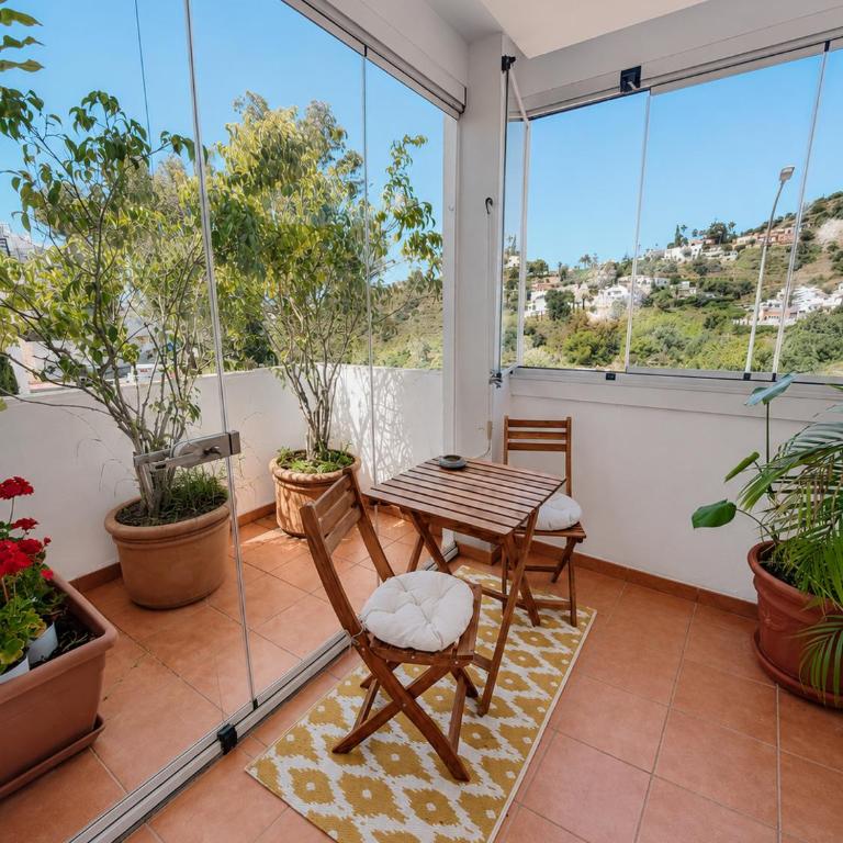Luminoso apartamento con piscina y terraza en Benalmádena - Apartamento de 2 dormitorios con terraza - 13