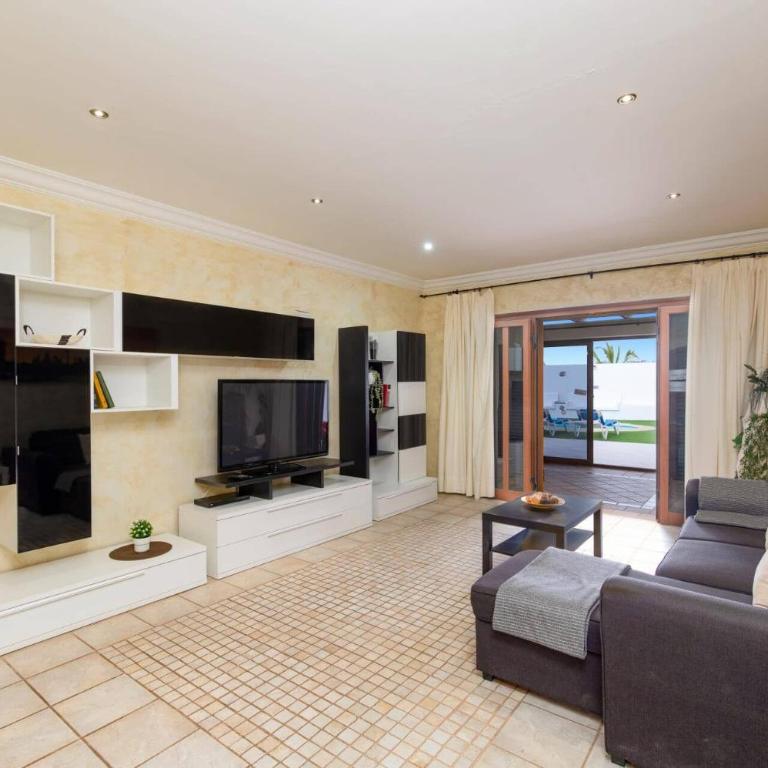 Villa Almas Blancas by Villa Plus - Villa - 6
