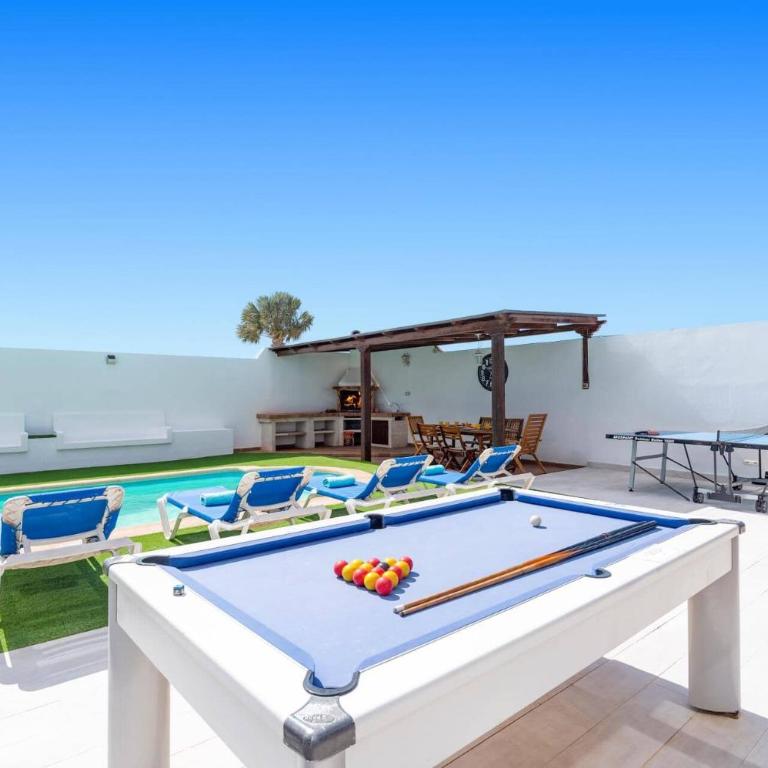 Villa Almas Blancas by Villa Plus - Villa - 16