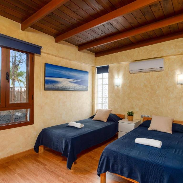 Villa Almas Blancas by Villa Plus - Villa - 20