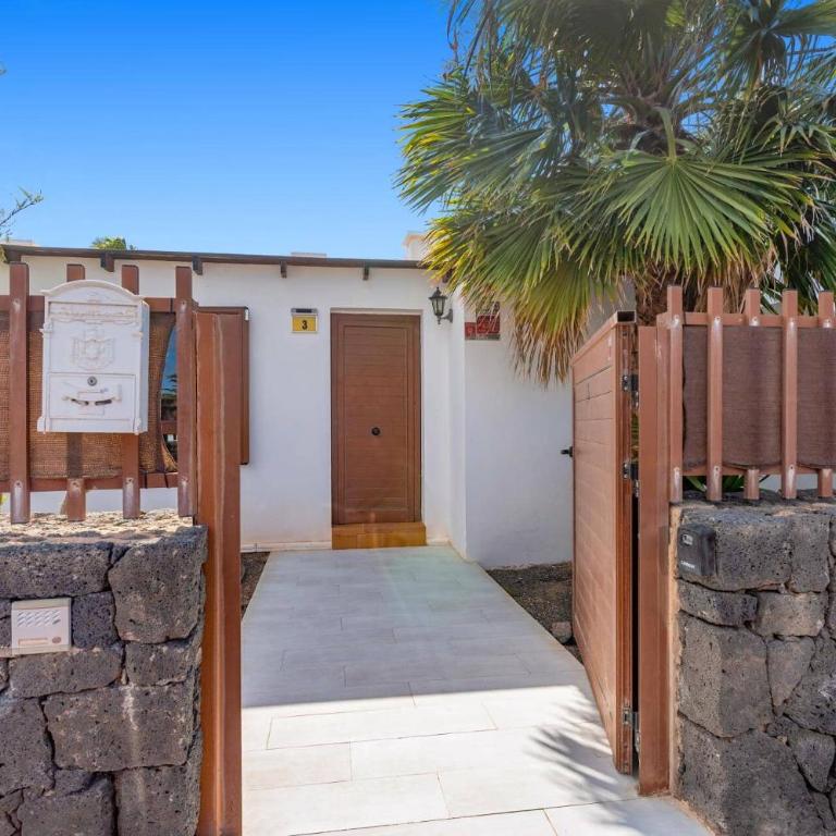 Villa Almas Blancas by Villa Plus - Villa - 23
