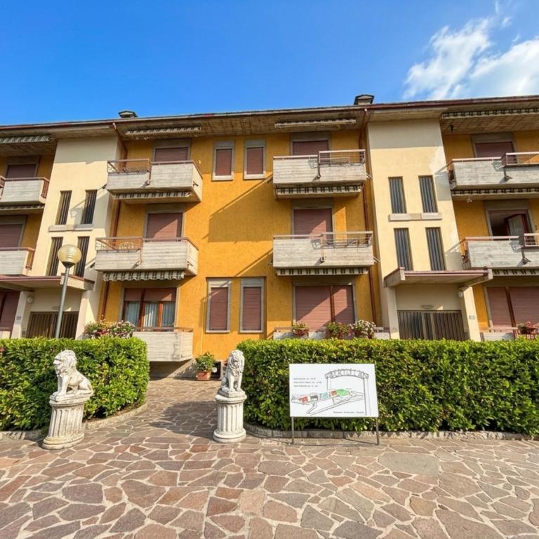 Appartamento Tobias 201 La Portella by Gardadomusmea - Appartamento con Balcone - 39
