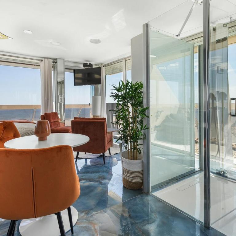 Elixir Heliopolis Seafront Apartment with Large Panoramic Terrace - Apartment - 10