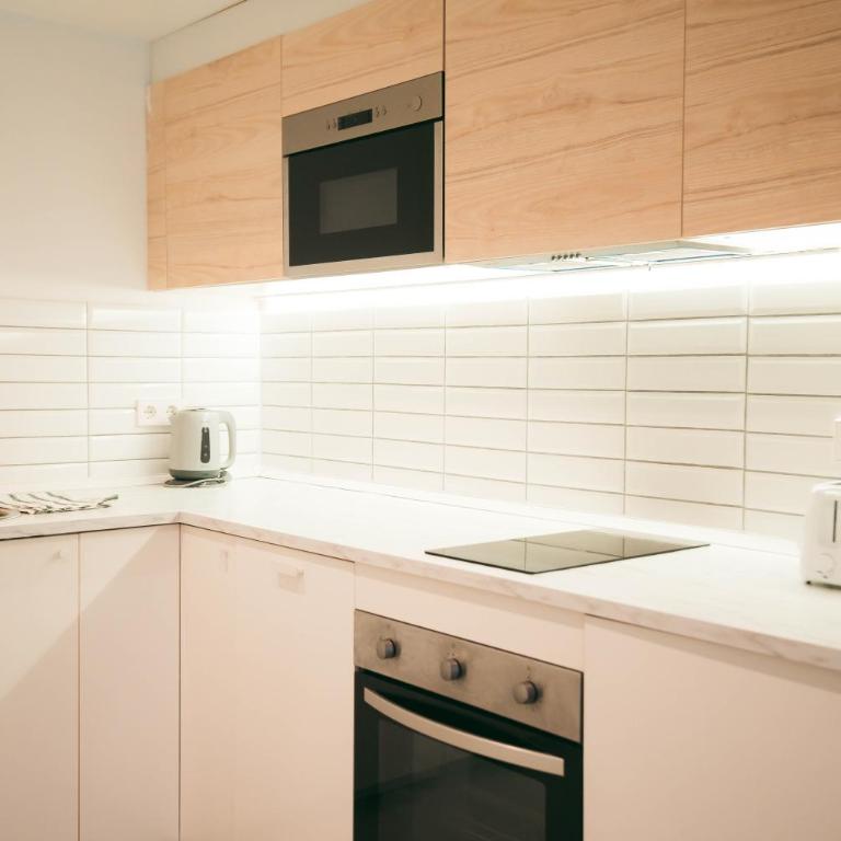 Trees Matadero Apartments - One-Bedroom Apartment - 6