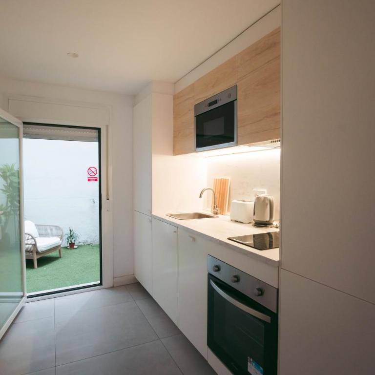 Trees Matadero Apartments - One-Bedroom Apartment - 11