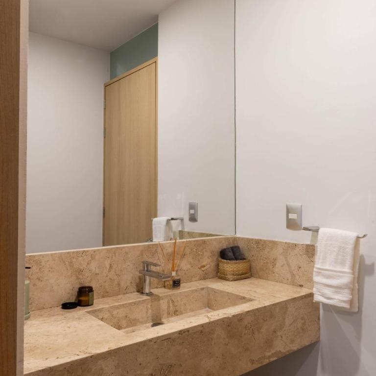 Architectural Condesa Home Indoor-Outdoor Living - Apartamento - 44
