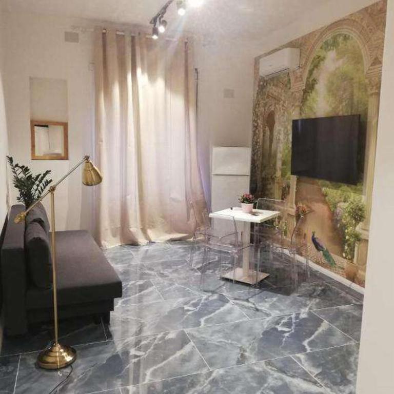 Tiffany & Mayfair Lifestyle Suites by Babylon Stay - Two-Bedroom Standard Apartment - 3