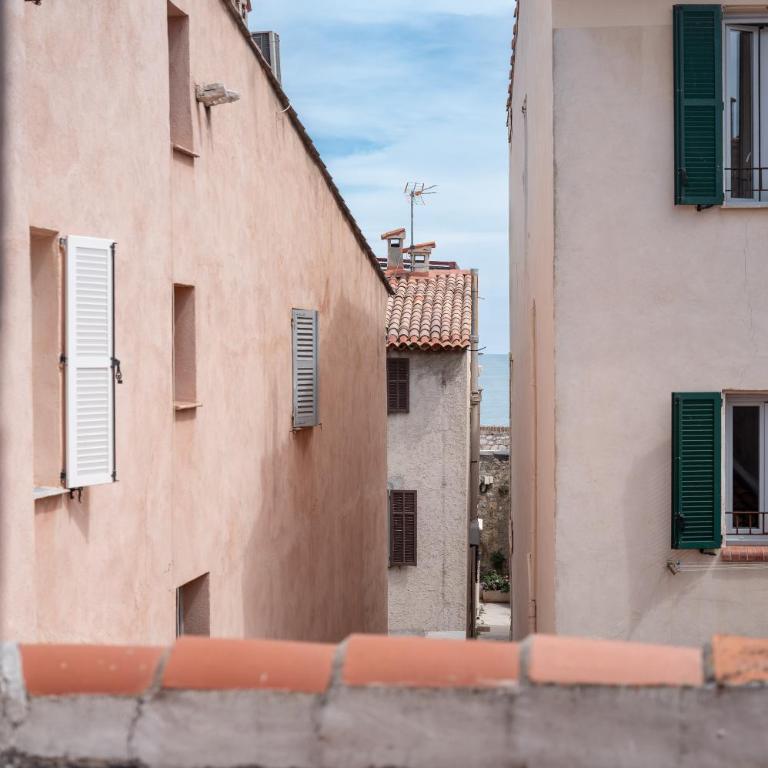 Maison entière à 100m de la mer - Maison 2 Chambres - 12