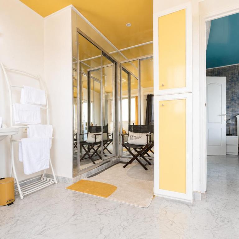 Penthouse - panoramic sea-view rooftop, Port Vauban - Apartment mit Meerblick - 10