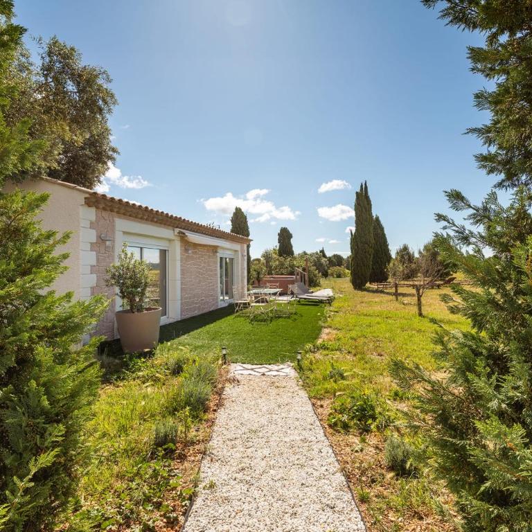 La Casa Oliva Location à Agde avec terrasse jardin & climatisation - Maison de Vacances - 6