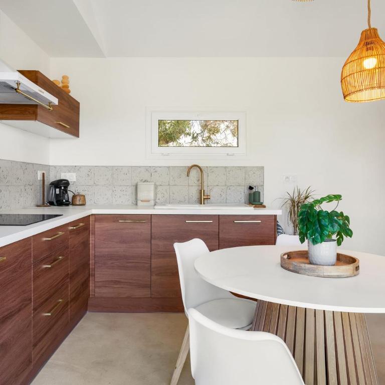 La Casa Oliva Location à Agde avec terrasse jardin & climatisation - Maison de Vacances - 11