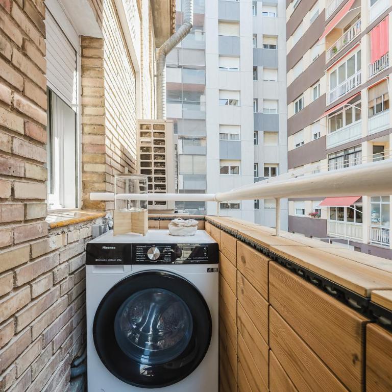 Luxury Apartment near Camp Nou - Four-Bedroom Luxury Apartment - 35