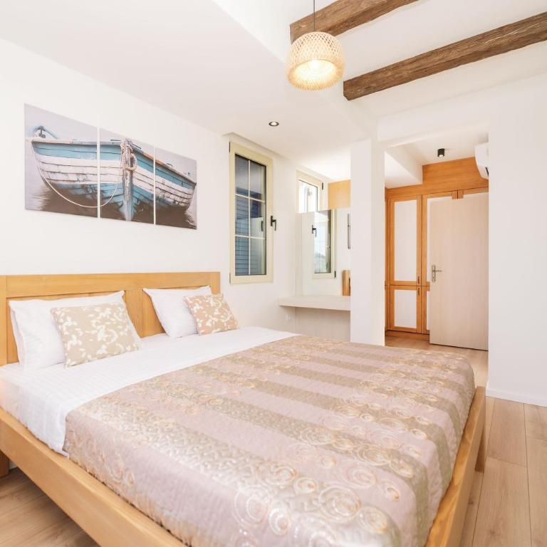 Val D'or Olive Village - Deluxe Double Room with Balcony - 4