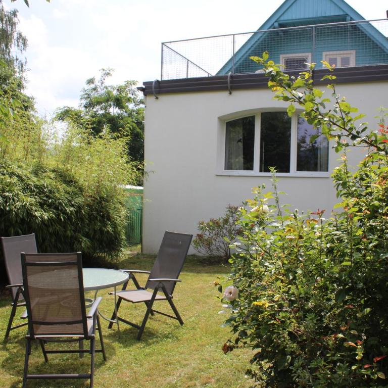 Blaues Haus Ferienwohnung Bodensdorf Ossiacher See Gerlitzen Alpe - Apartment mit Gartenblick - 4