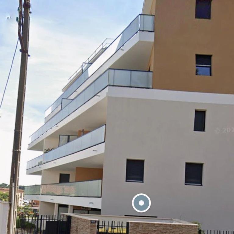 Nice duplex close to the beach and the center - Appartement en Duplex - 14